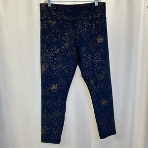 Zyia Navy Stay Gold Light n Tight 7/8 Leggings
